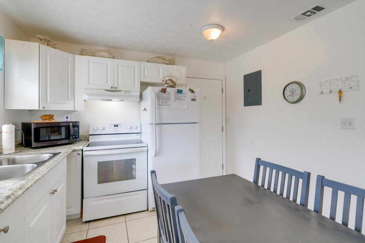 Cute Apt With Backyard And Grill - Steps To Cocoa Beach Buitenkant foto